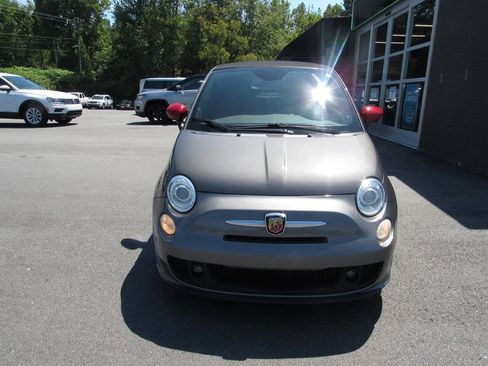 Used 2013 FIAT 500 Abarth w/ Beats Audio Pkg FWD image 9