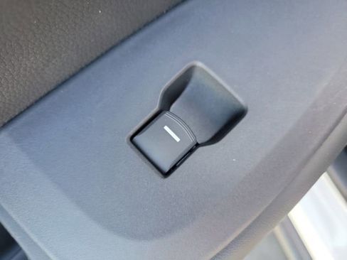 New 2026 Honda HR-V LX image 13