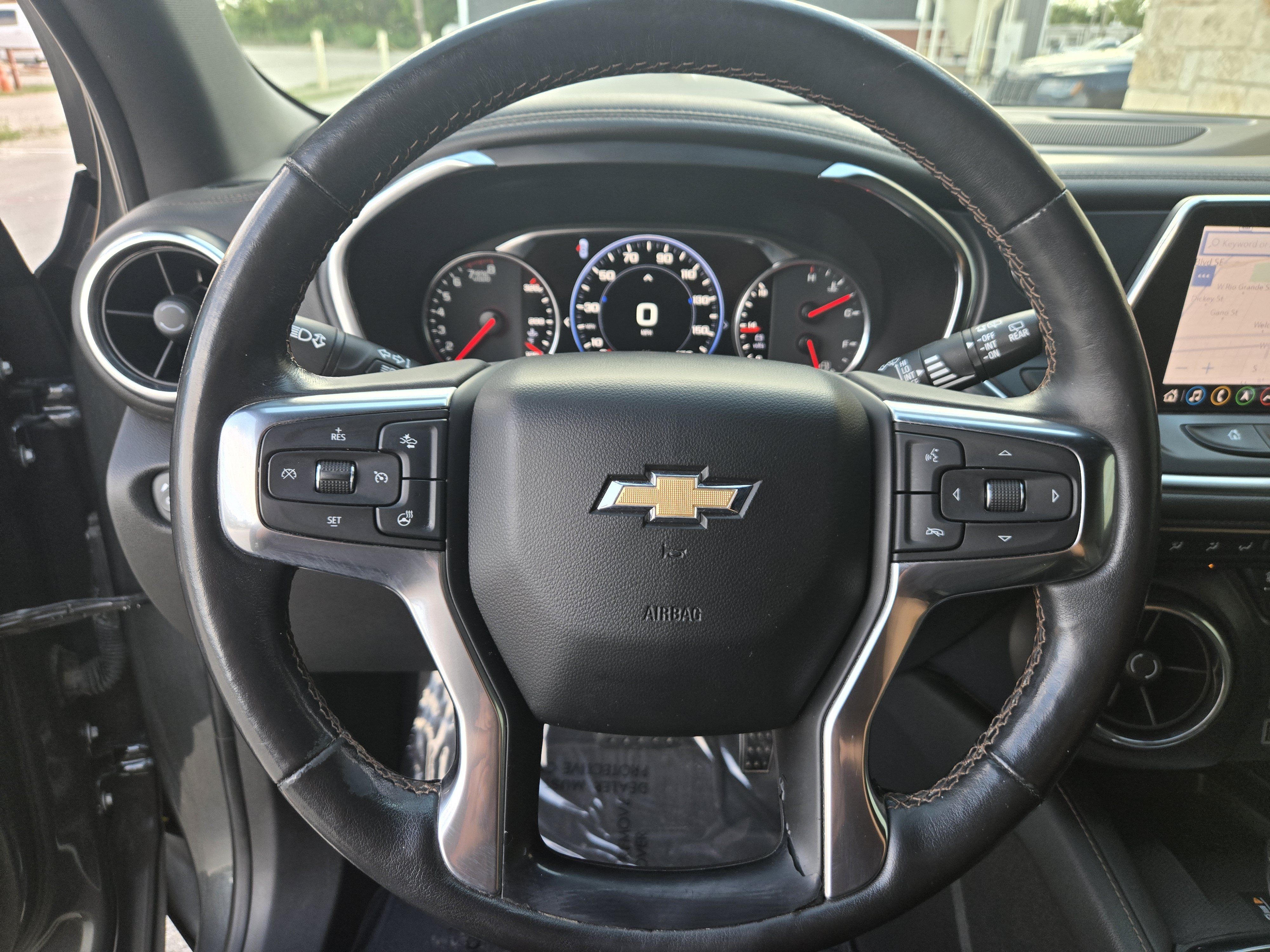 Used 2019 Chevrolet Blazer Premier w/ Sun and Wheels Package FWD image 12