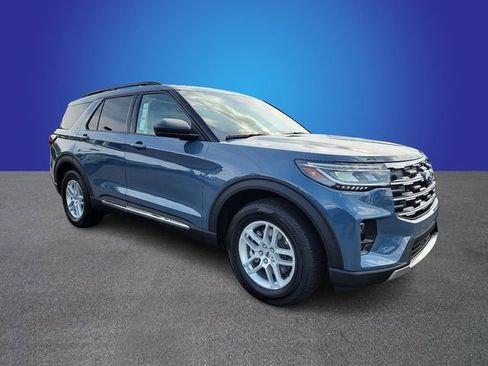 New 2025 Ford Explorer Active w/ Active Comfort Package image 4