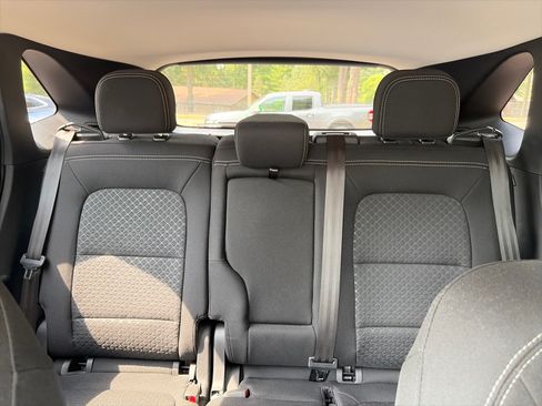 Used 2025 Ford Escape Active AWD/4WD image 16