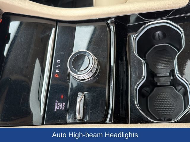 Used 2022 Jeep Grand Cherokee L Limited AWD/4WD image 25