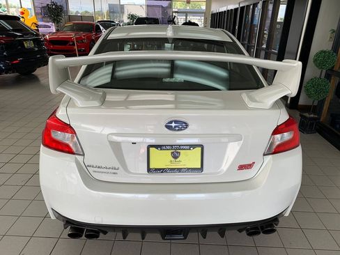 Used 2019 Subaru WRX STI AWD/4WD image 8