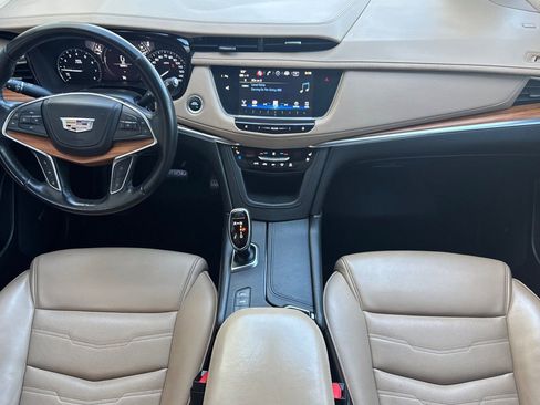 Certified 2019 Cadillac XT5 Platinum AWD/4WD image 14