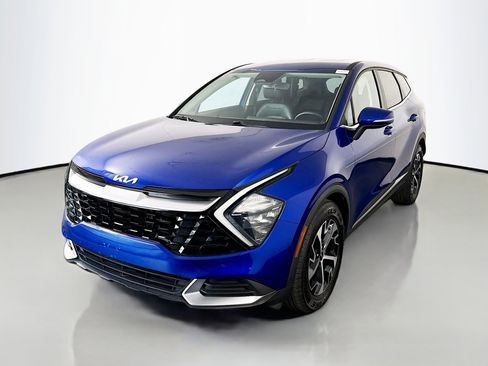 Used 2023 Kia Sportage EX FWD image 4