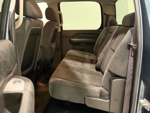 Used 2007 Chevrolet Silverado 2500 LT w/ Suspension Package, Off-Road image 14