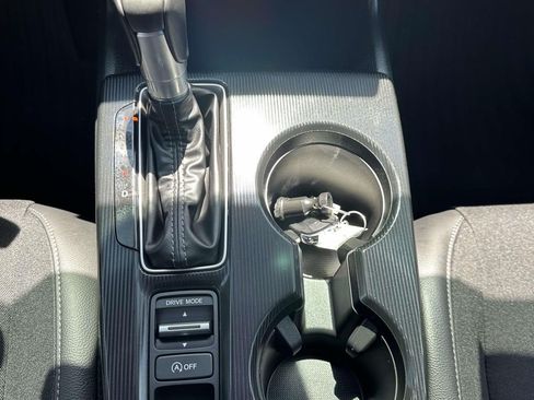 Certified 2025 Honda Civic Sport image 17