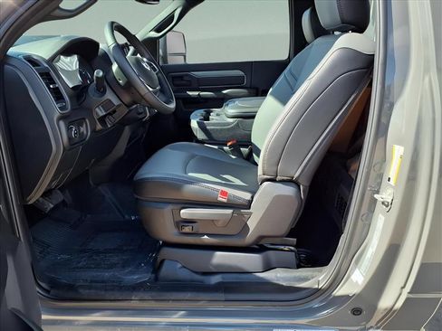 New 2026 RAM 3500 Tradesman AWD/4WD image 25
