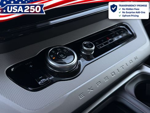 New 2026 Ford Expedition Active RWD image 16
