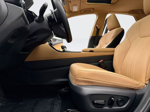 Used 2023 Lexus NX 350 AWD image 11