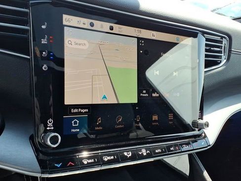 New 2026 Jeep Grand Wagoneer L 4WD w/ Premium Group I image 8