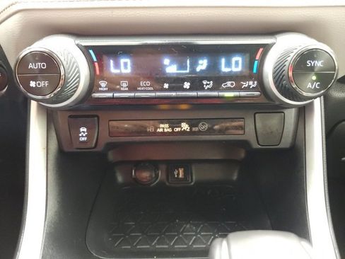 Certified 2024 Toyota RAV4 XLE Premium image 70