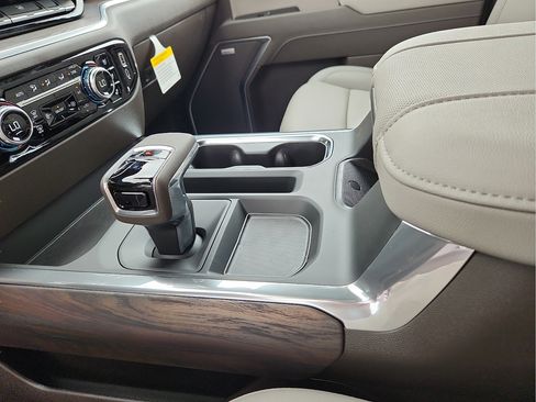 New 2026 GMC Sierra 1500 SLT w/ SLT Convenience Package AWD/4WD image 22