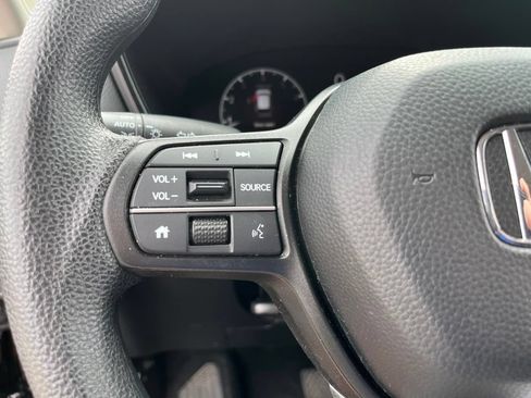 Certified 2025 Honda CR-V EX image 19