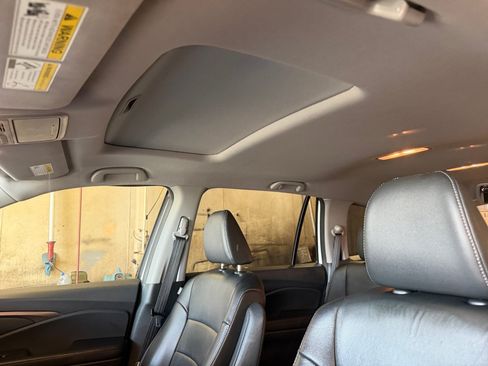 Used 2017 Honda Pilot EX-L image 25