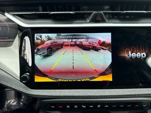 New 2026 Jeep Cherokee Laredo AWD/4WD image 24