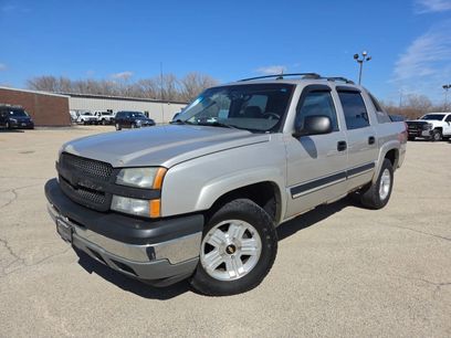Used 2005 Chevrolet Avalanche Z71 w/ Preferred Equipment Group