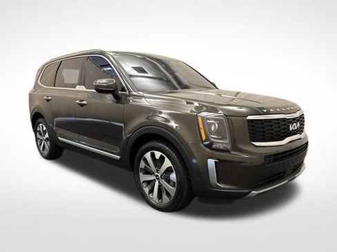 Used 2022 Kia Telluride S AWD/4WD image 3