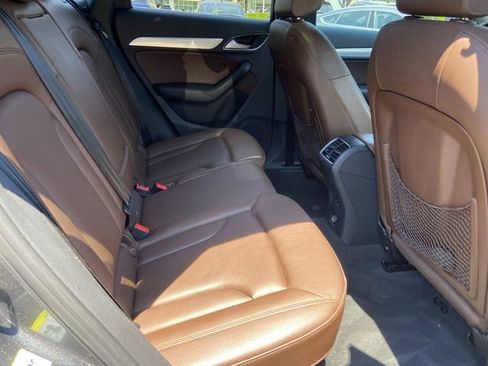 Used 2018 Audi Q3 2.0T Premium Plus w/ Premium Plus Package AWD/4WD image 29