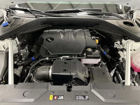 Used 2025 Genesis GV70 2.5T w/ Sport Prestige Package image 40