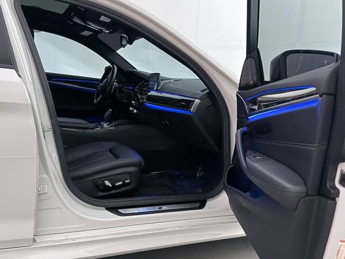Used 2019 BMW 530i w/ M Sport Package image 24