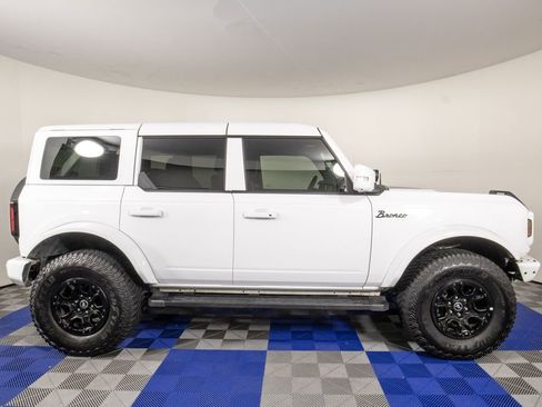 Used 2023 Ford Bronco Wildtrak AWD/4WD image 4