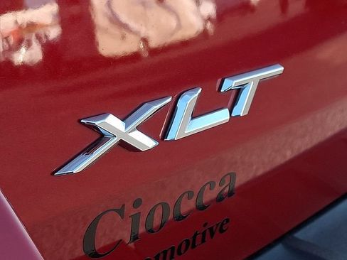 Used 2023 Ford Explorer XLT w/ Equipment Group 202A AWD/4WD image 31