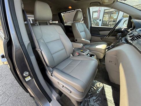Used 2016 Honda Odyssey EX-L image 36