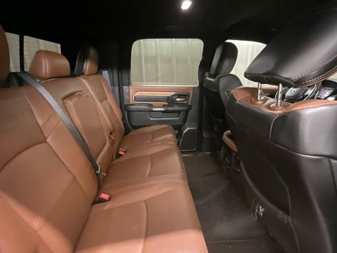 Used 2019 RAM 3500 Limited image 12