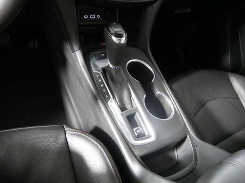 Used 2021 Chevrolet Equinox Premier AWD/4WD image 24