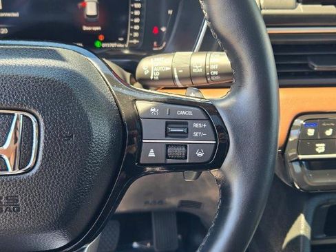Used 2024 Honda Pilot Elite image 35