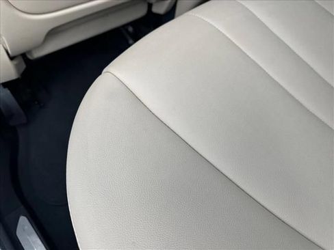 Used 2022 BMW X5 xDrive40i w/ Climate Comfort Package AWD/4WD image 18