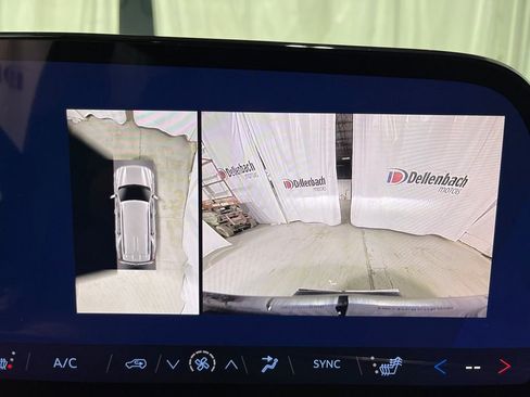 Used 2025 Chevrolet Tahoe RST w/ Comfort Package AWD/4WD image 19