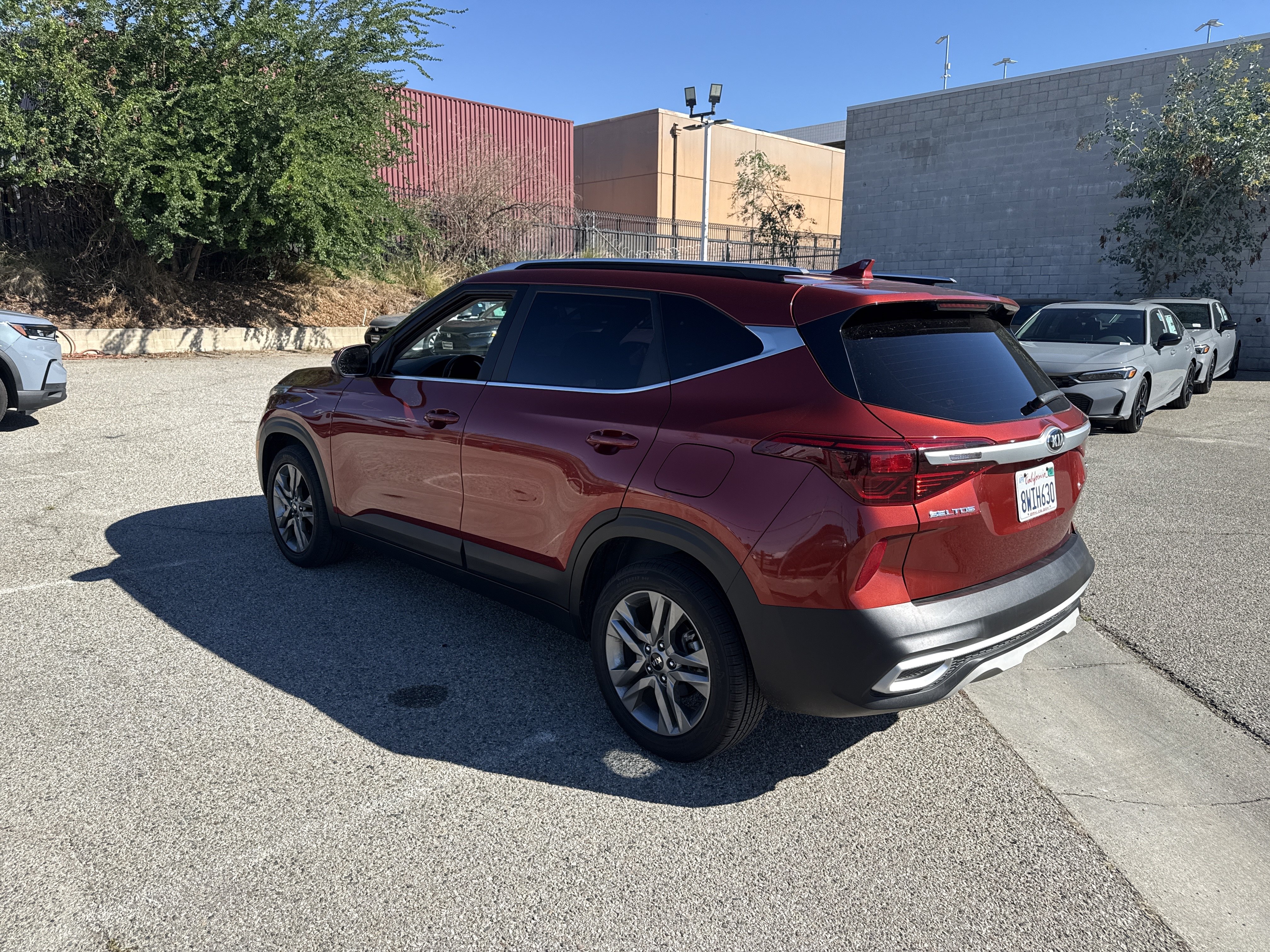Used 2021 Kia Seltos S FWD image 6
