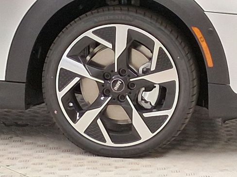 New 2026 MINI Cooper S FWD image 12
