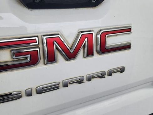 Used 2020 GMC Sierra 1500 2WD Crew Cab w/ Sierra Value Package image 12