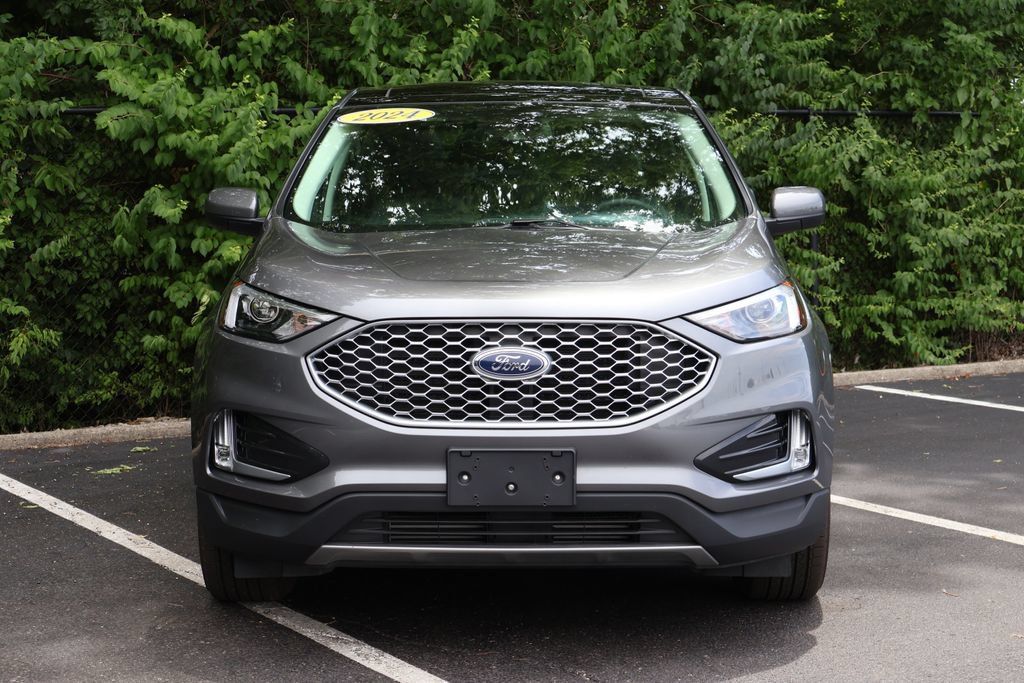 Used 2024 Ford Edge SEL w/ Convenience Package AWD/4WD image 2