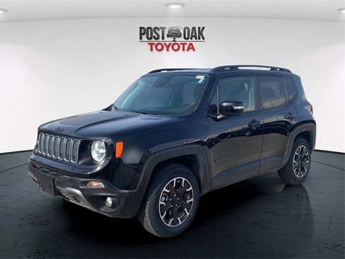 Used 2023 Jeep Renegade Latitude image 3