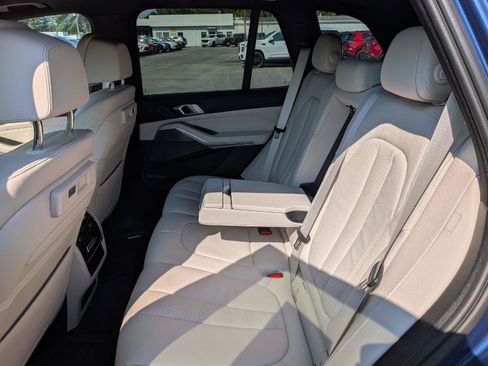 Used 2020 BMW X5 M50i w/ Premium Package AWD/4WD image 22