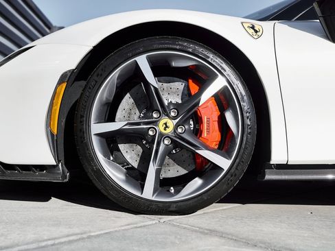 Used 2022 Ferrari SF90 Stradale image 3