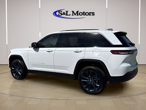 New 2026 Jeep Grand Cherokee Limited AWD/4WD image 6