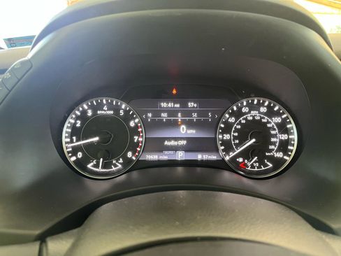 Used 2021 Nissan Armada SV w/ SV Appearance Package AWD/4WD image 15