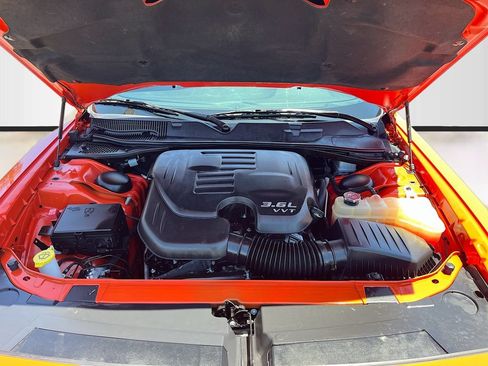 Used 2021 Dodge Challenger GT RWD image 27