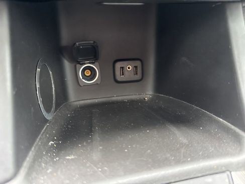 Used 2018 GMC Acadia SLT image 6