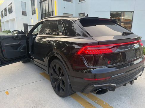 Used 2024 Audi RS Q8 AWD/4WD image 4