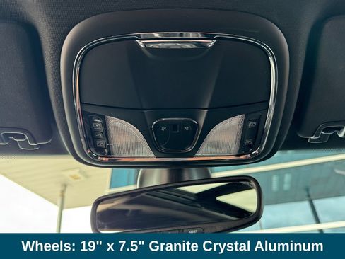 Used 2020 Jeep Cherokee High Altitude AWD/4WD image 26