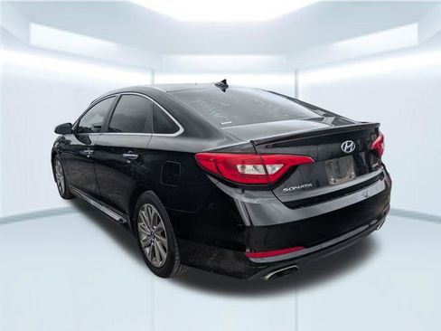 Used 2015 Hyundai Sonata Sport w/ Option Group 03 FWD image 2