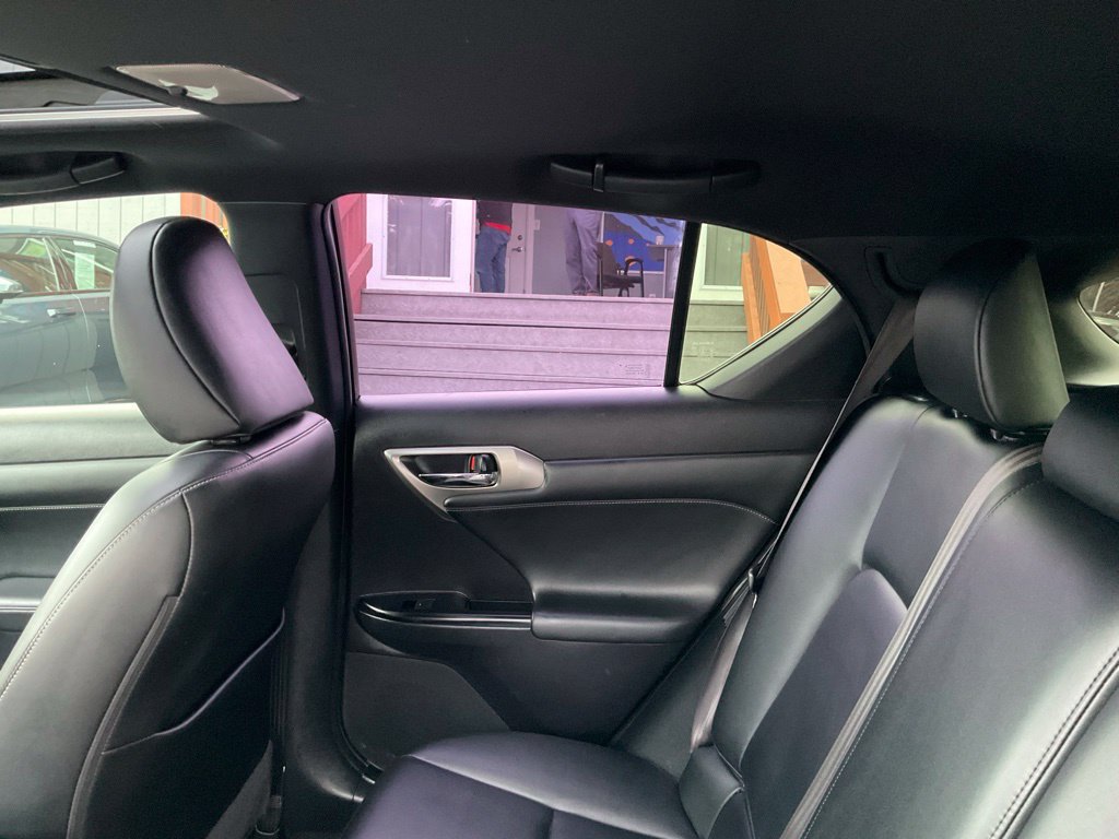 Used 2014 Lexus CT 200h w/ F Sport w/Nuluxe Interior FWD image 31