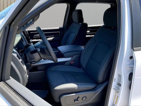 New 2026 RAM 1500 Big Horn AWD/4WD image 19