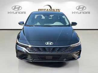 Certified 2025 Hyundai Elantra SEL video 2